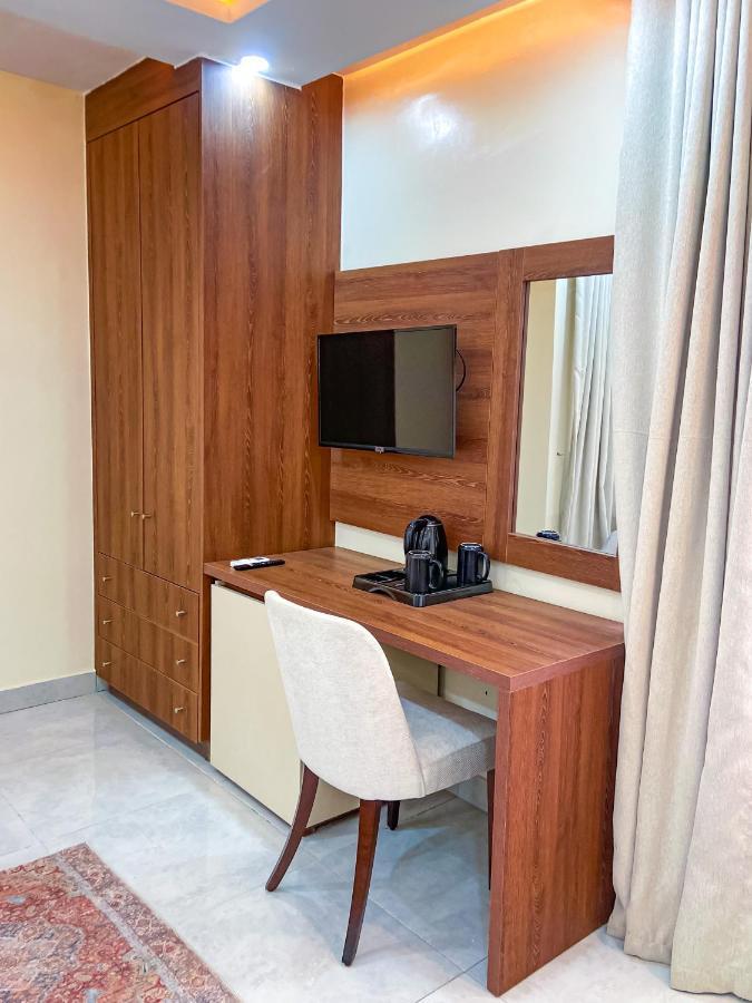 Plush Hotel,Abuja Dış mekan fotoğraf