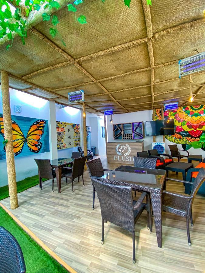 Plush Hotel,Abuja Dış mekan fotoğraf