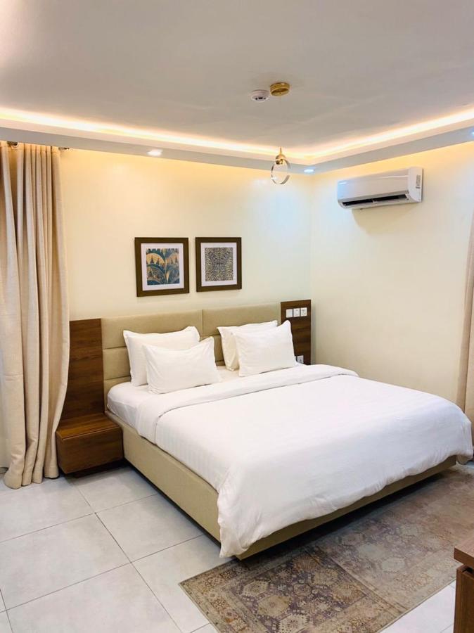 Plush Hotel,Abuja Dış mekan fotoğraf